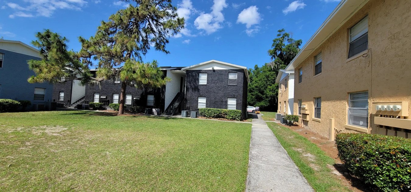 Stonemont Village Apartments Jacksonville, FL