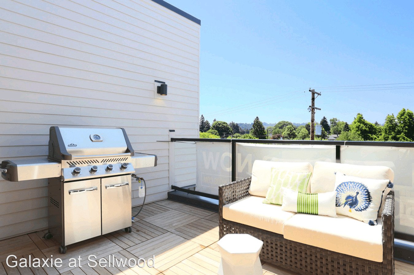 Galaxie At Sellwood Apartments Portland, OR Rentable