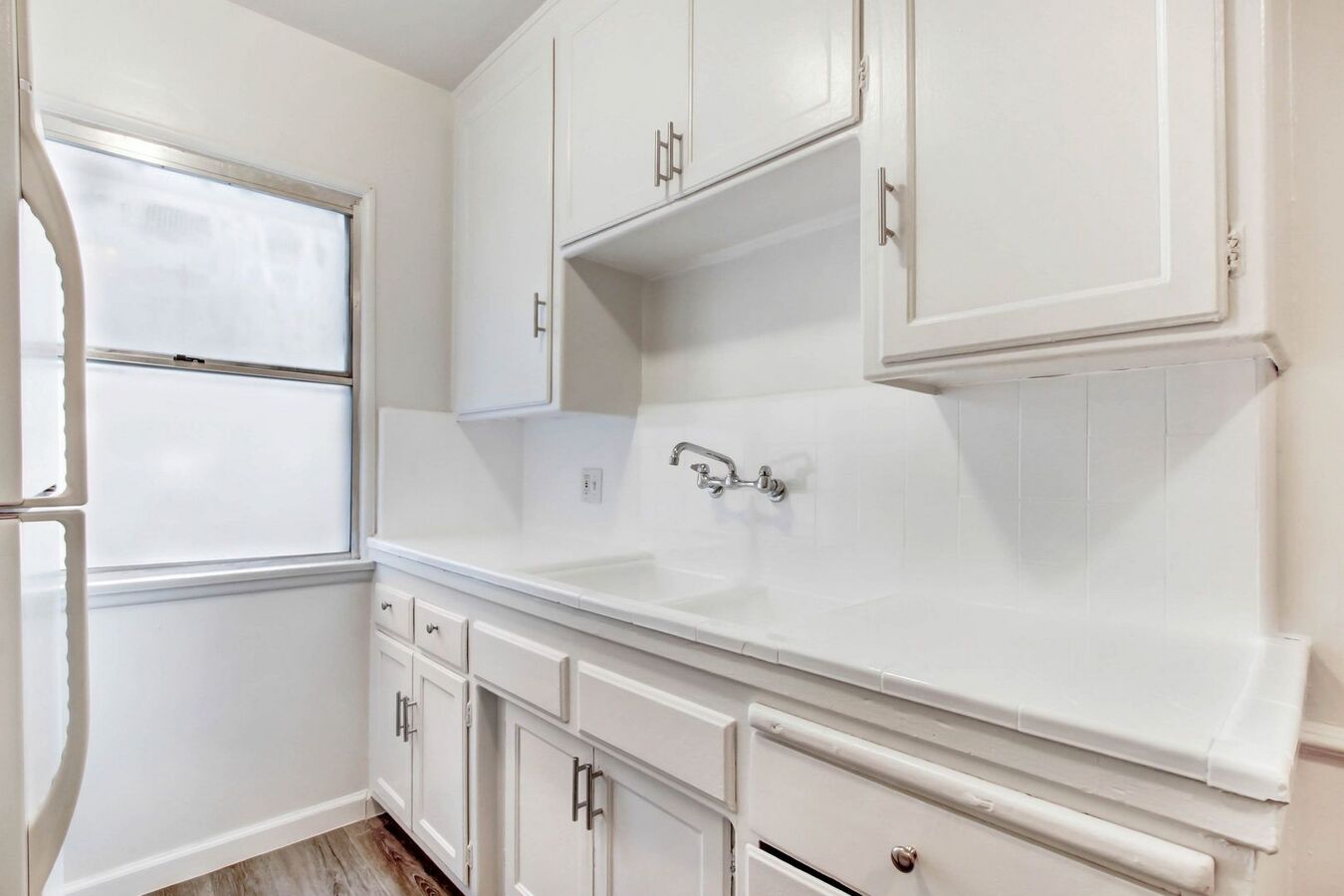 Oxford Avenue Apartments II Los Angeles, CA Rentable