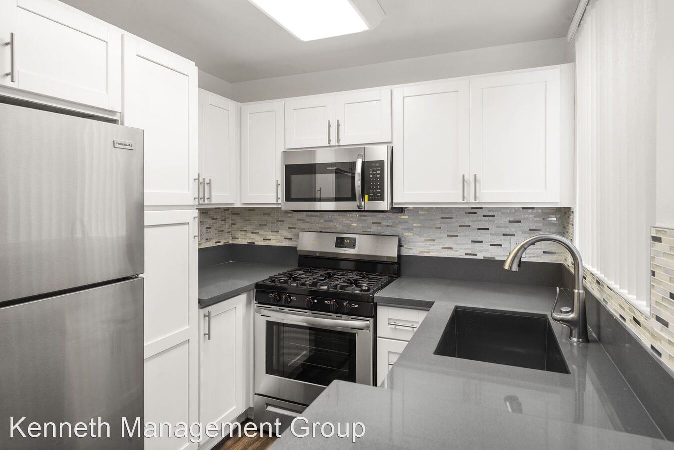 CentrePointe Apartments 3701 Overland Ave Los Angeles, CA