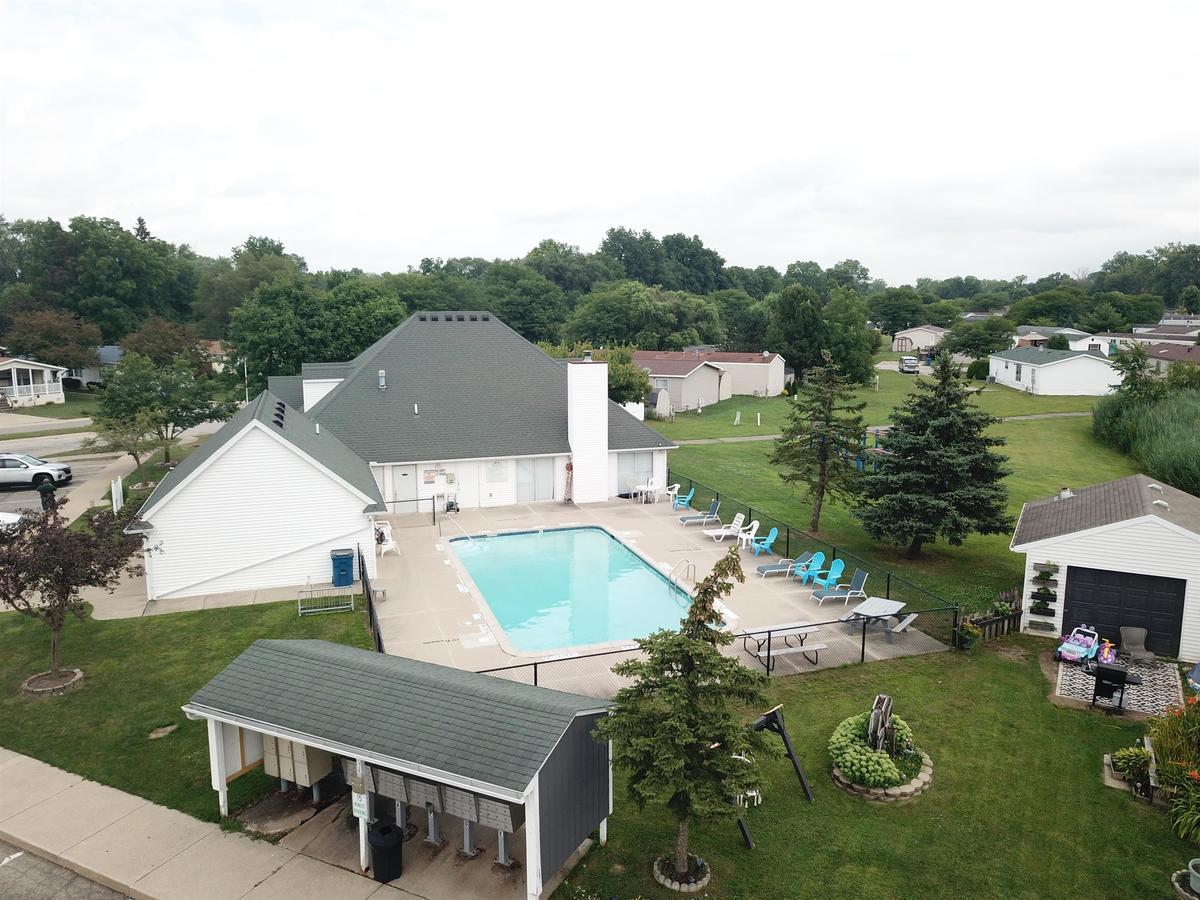 Hidden Creek Apartments 6400 South Dixie Hwy Erie, MI