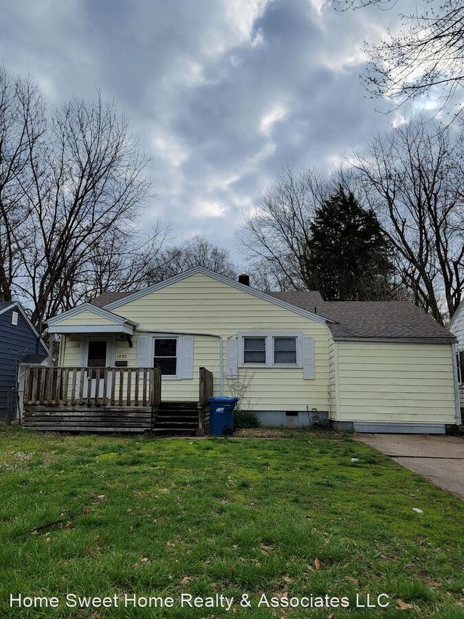 1890 N Broadway Springfield, MO House for Rent Rentable
