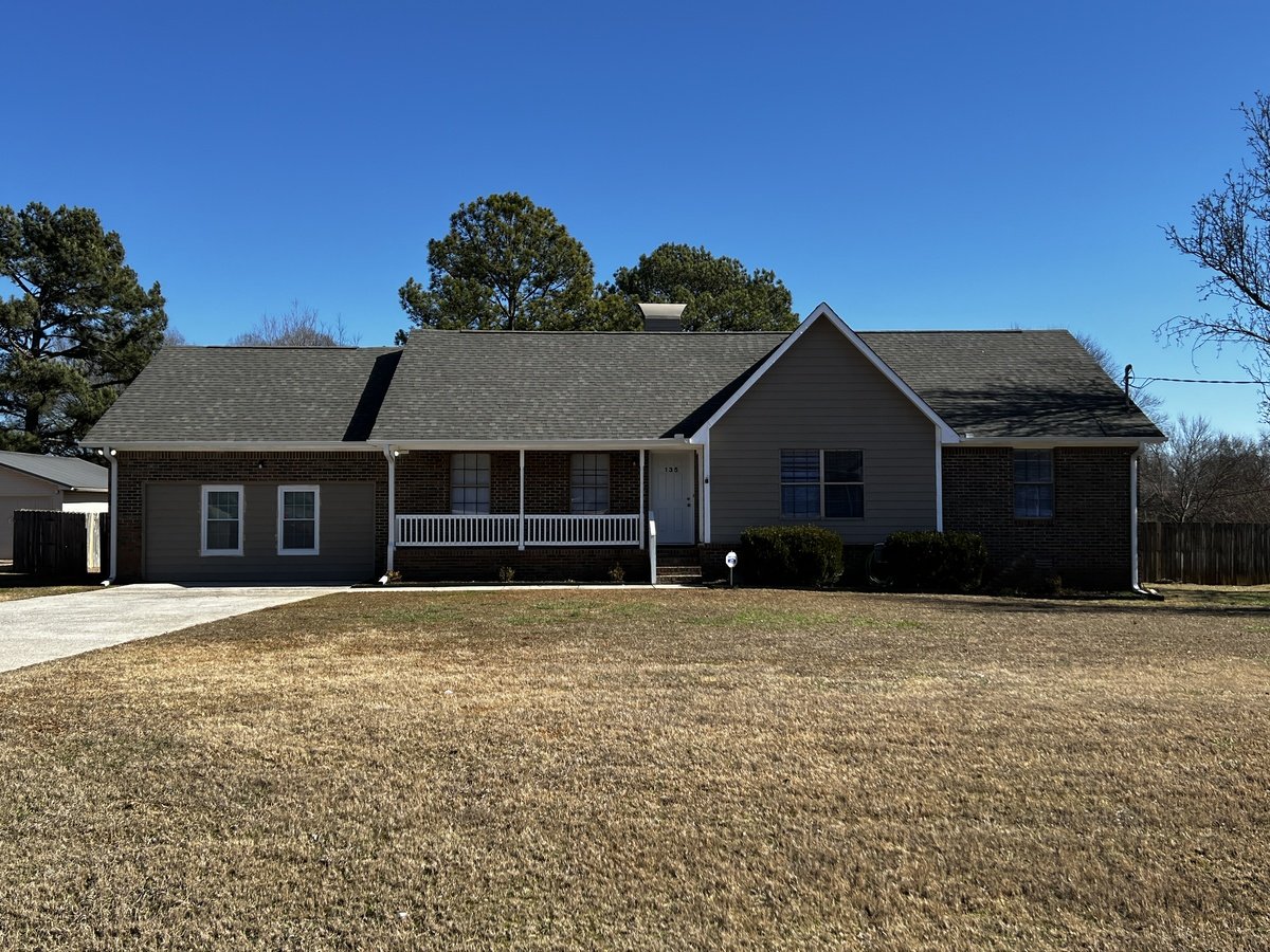 135 Hazelwood 300 Off First Month's Rent! Apartments Hazel Green, AL