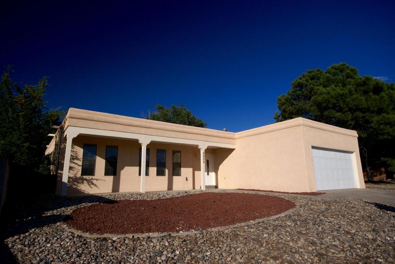 Updated 3 Bedroom 2 Bath In Heritage Hills Apartments Albuquerque, NM