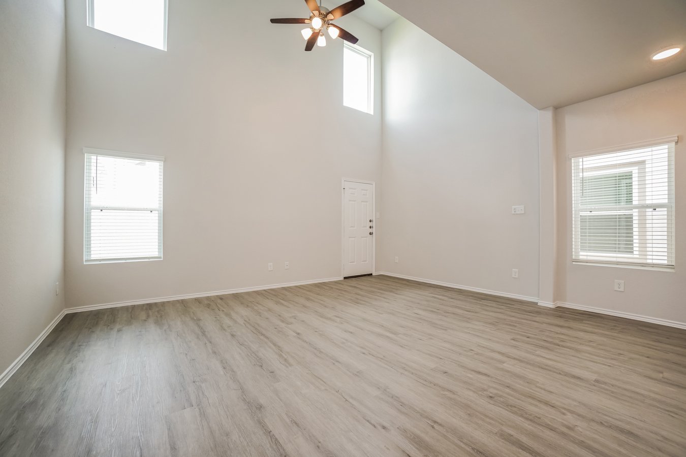 15329 Estrella East Houston, TX House for Rent Rentable