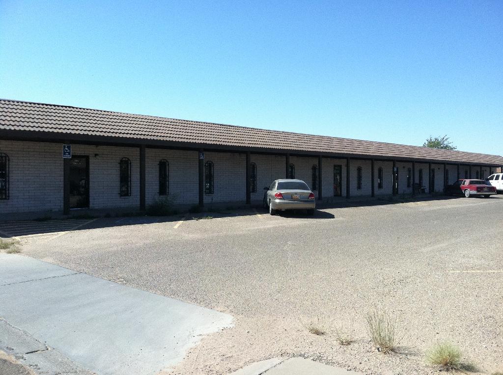 1422 S Ave Portales, NM House for Rent Rentable