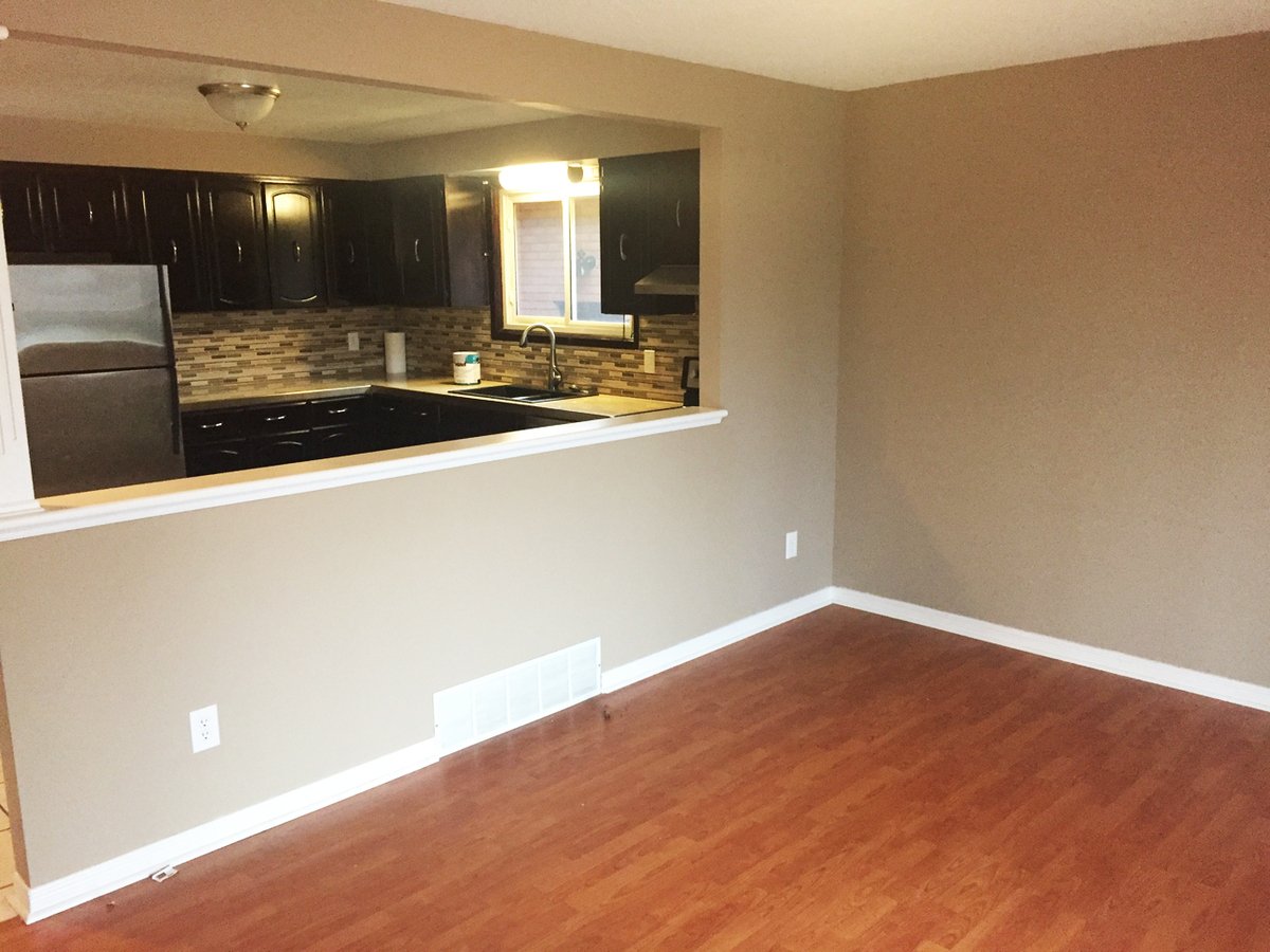 ***the Early Bird Gets The Newly Renovated... Apartments Hamilton, ON