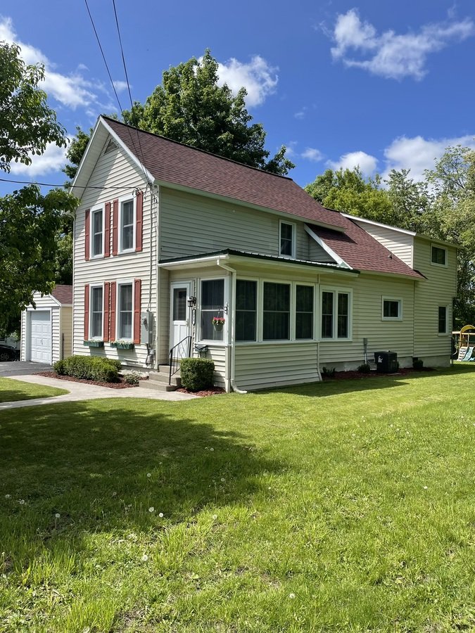 232 Chestnut St Watertown, NY House for Rent Rentable
