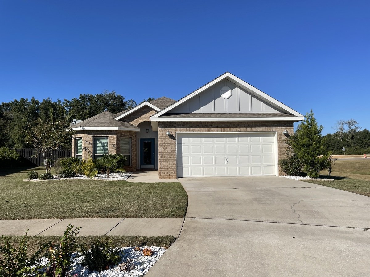 Available June! 4 Bedroom / 2 Bath In Daphne's... Apartments Daphne, AL