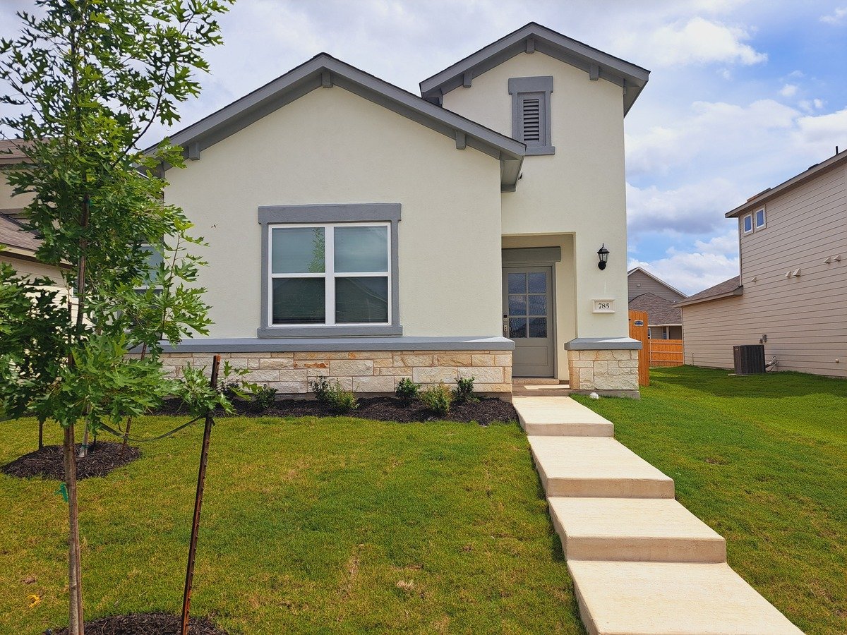 785 Long Run Liberty Hill, TX House for Rent Rentable
