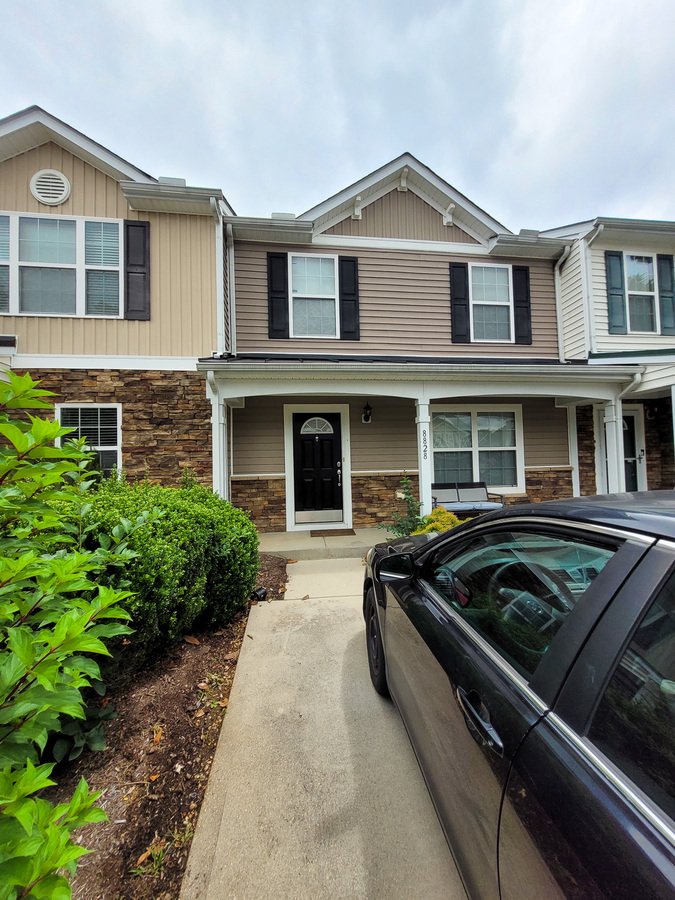 8828 Thornton Garden, Raleigh Open Layout! Addt... Apartments Raleigh, NC