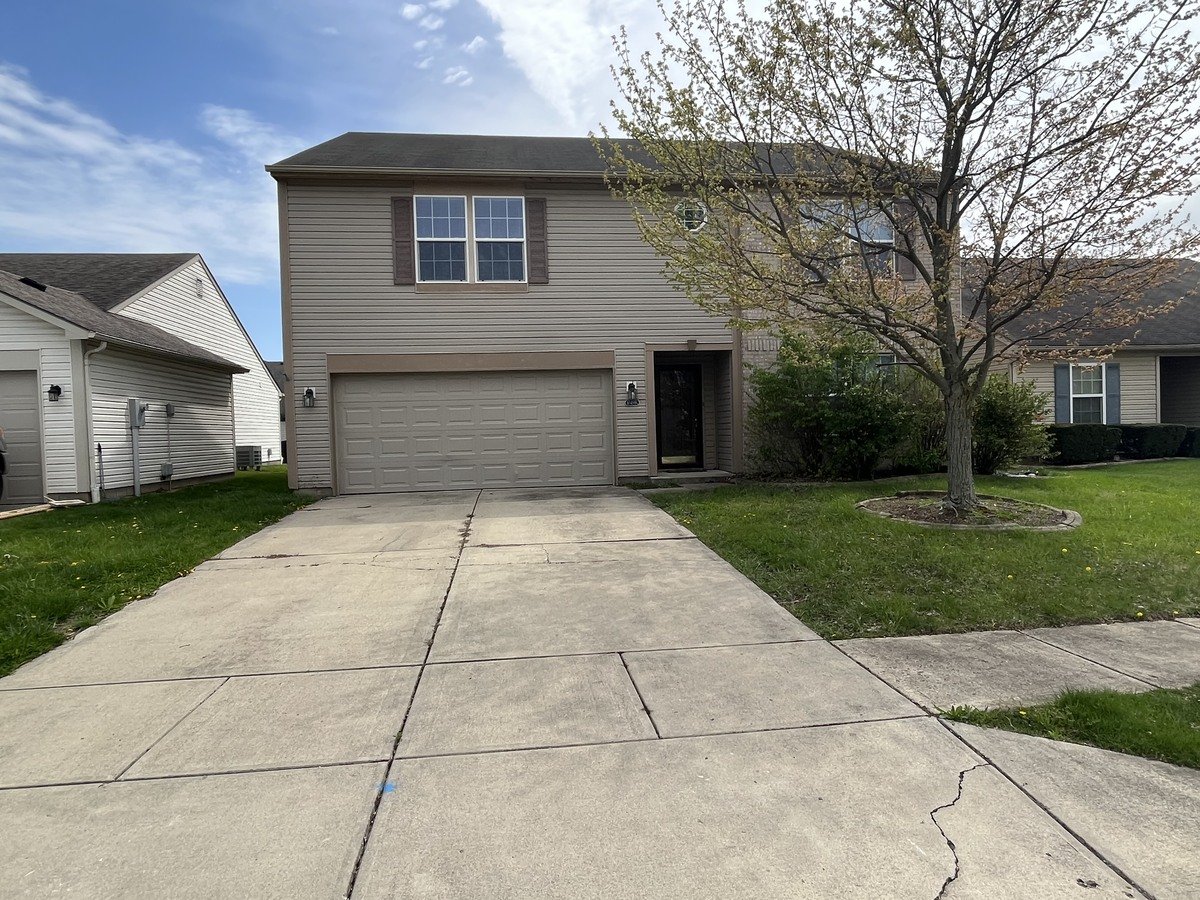 10499 Wintergreen Way Indianapolis, IN House for Rent