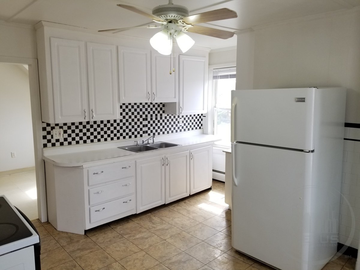 [1419 Main St]2ndflr 2Bed Spacious Freshpaint... Apartments West