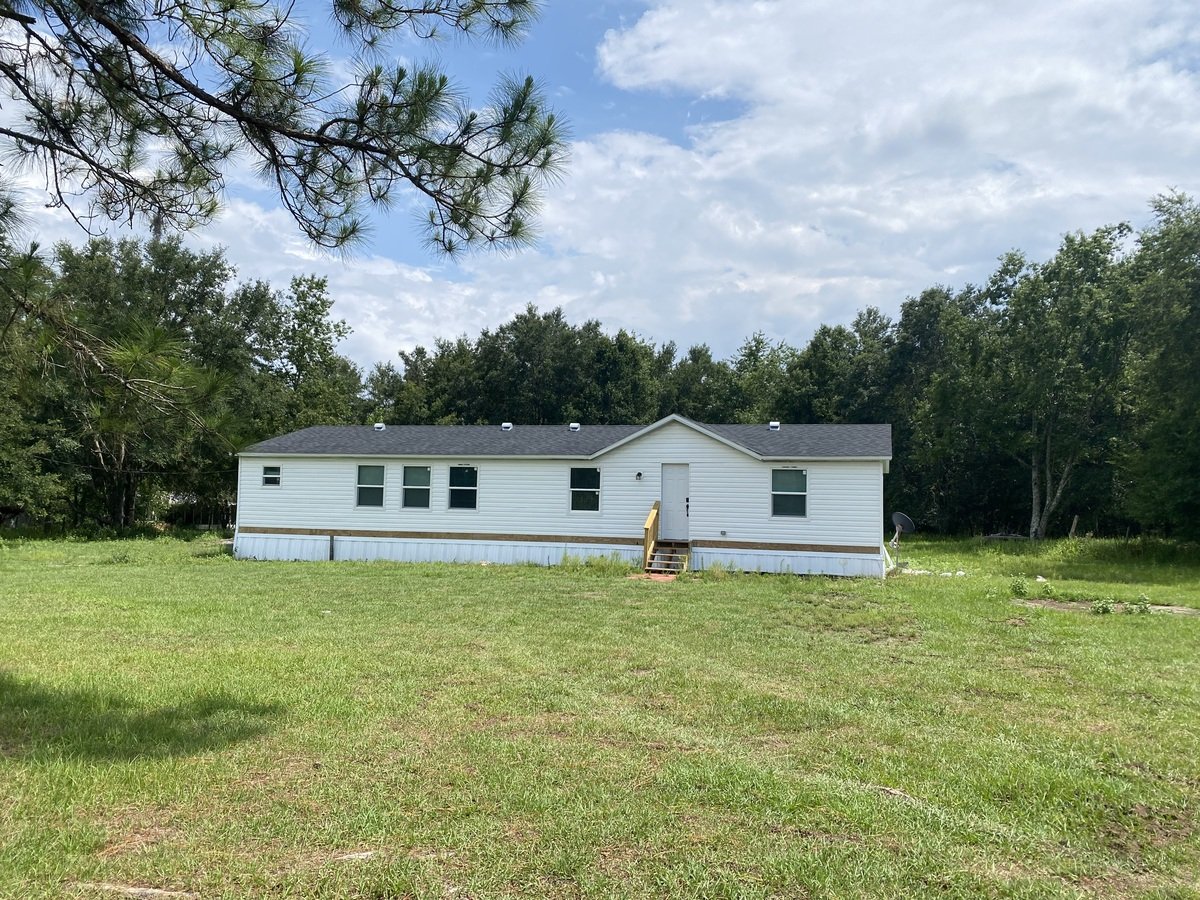 3 Bed 2 Bath Home On Almost 3 Acres Lawn Care... Apartments Wesley