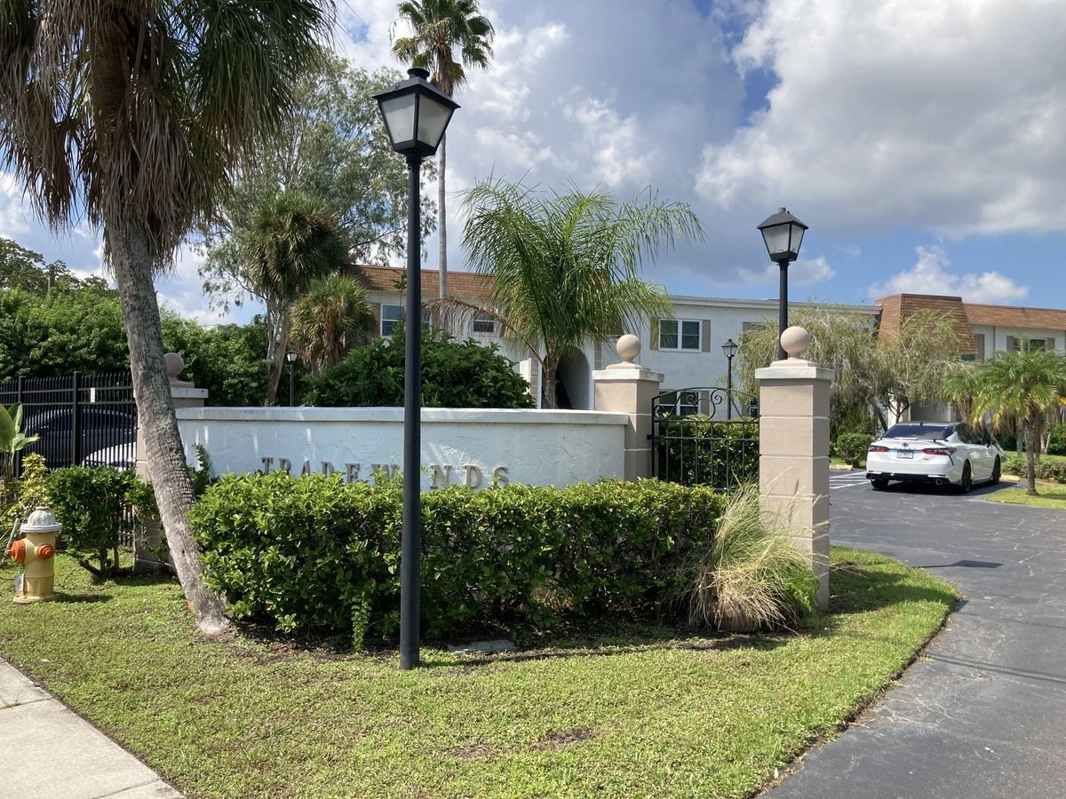 Updated 1/1 Condo Located In Tradewinds,... Apartments Clearwater, FL