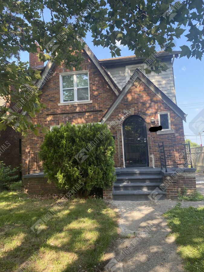 House Colonial Apartments 14183 St Detroit, MI