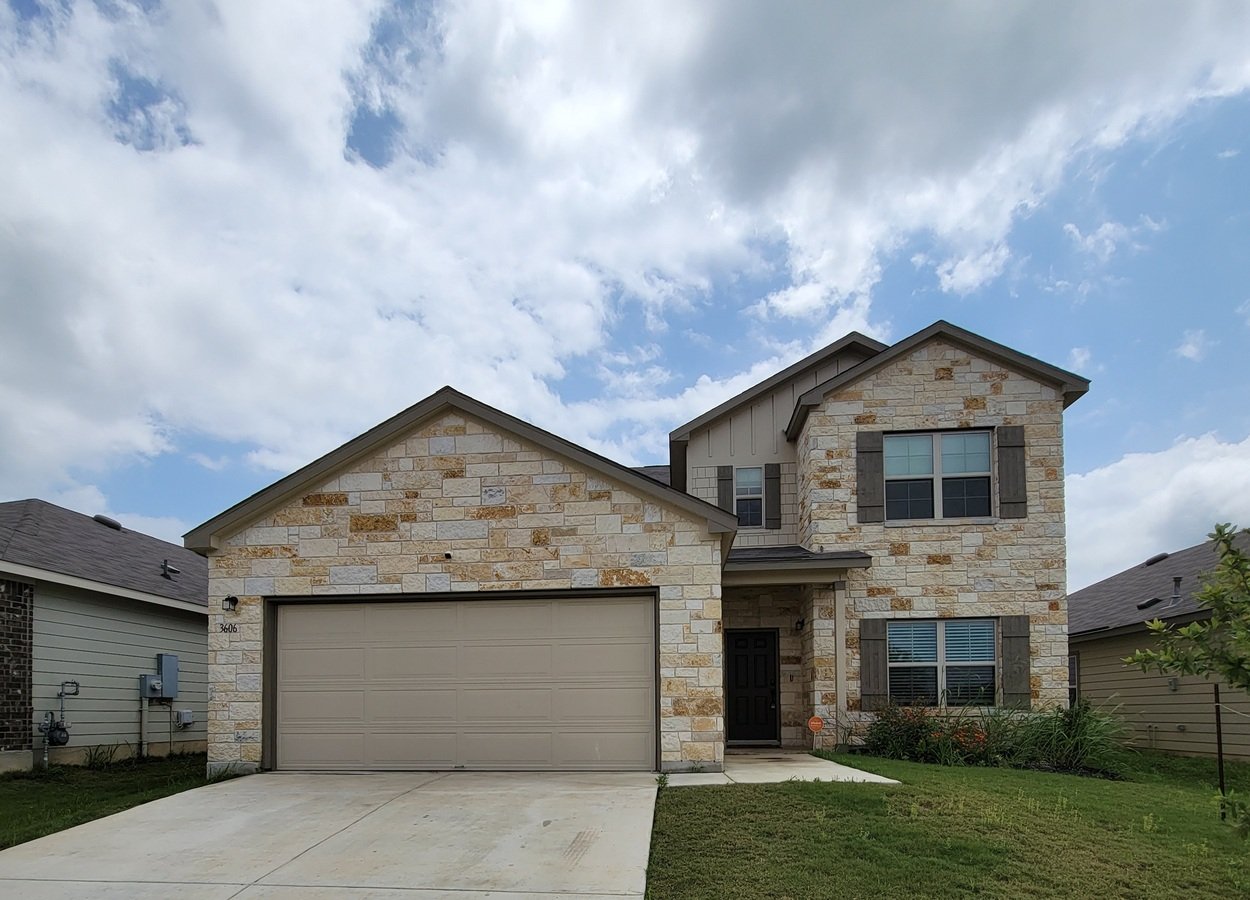 Beautiful Home Available Now! Apartments Converse, TX