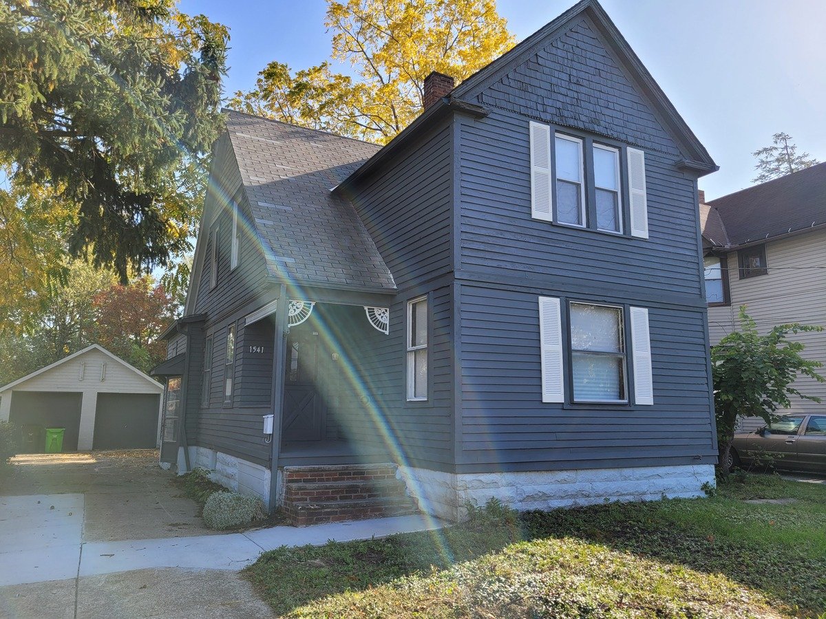 1541 E 212Th St Euclid, OH House for Rent Rentable