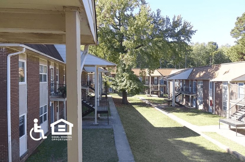 Fair Oaks Apartments 9600 W 36Th St Little Rock, AR