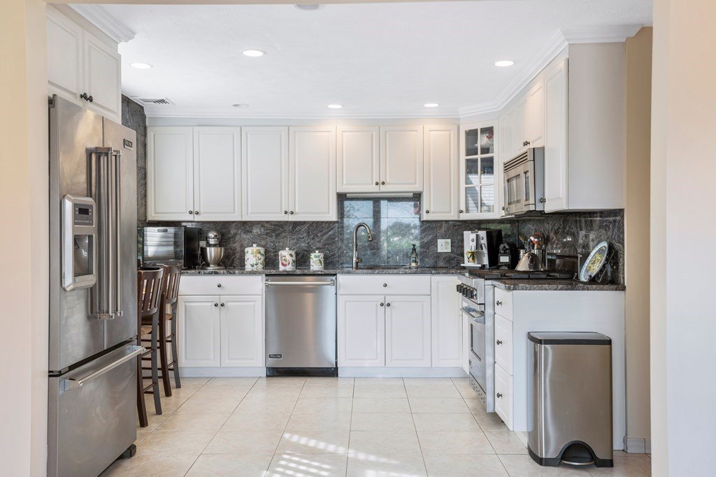 19 Swan Ave Apartments 19 Swan Ave East Boston, MA