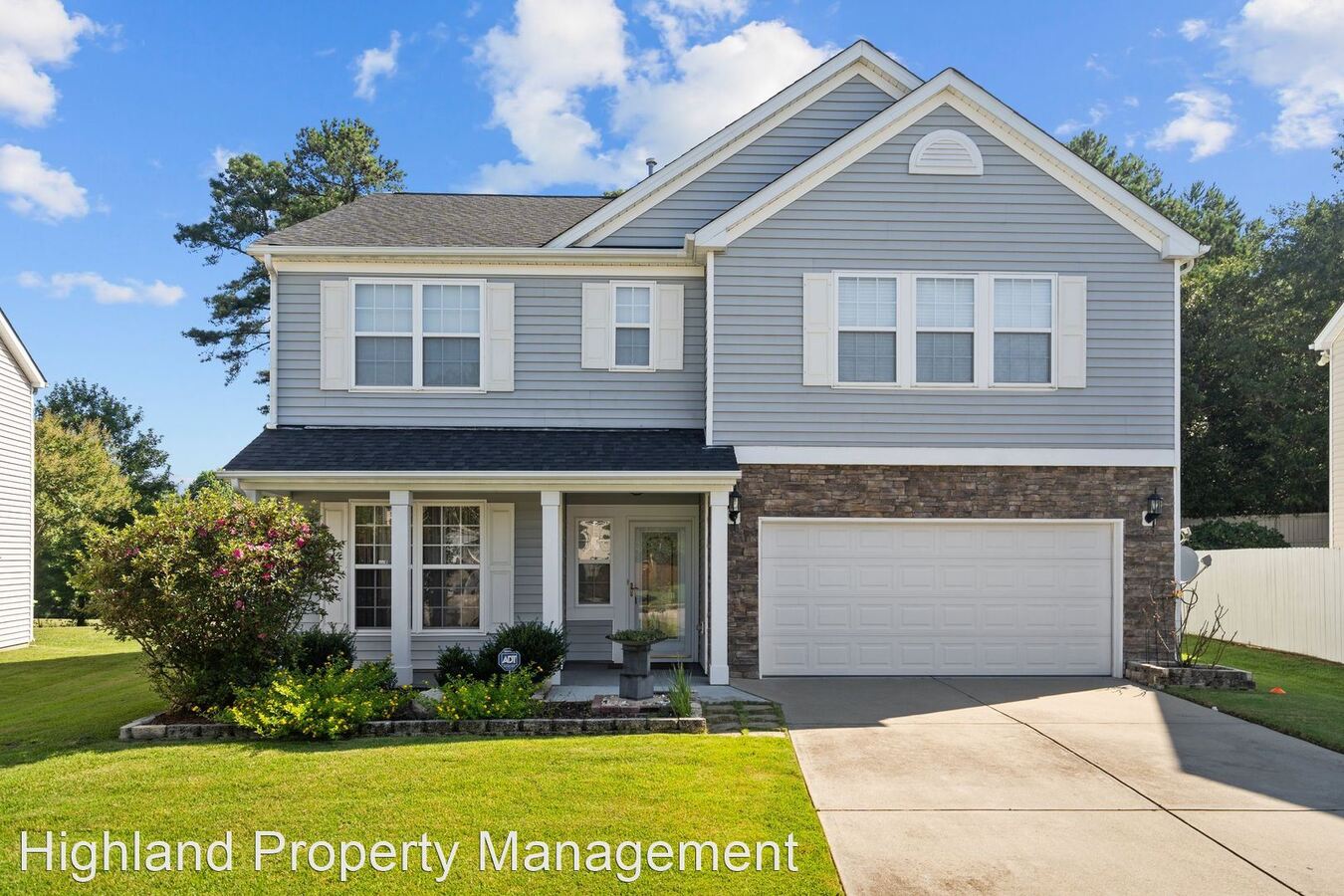 Spacious 3 Bedroom, 25 Bath In East Raleigh,... Apartments Raleigh, NC