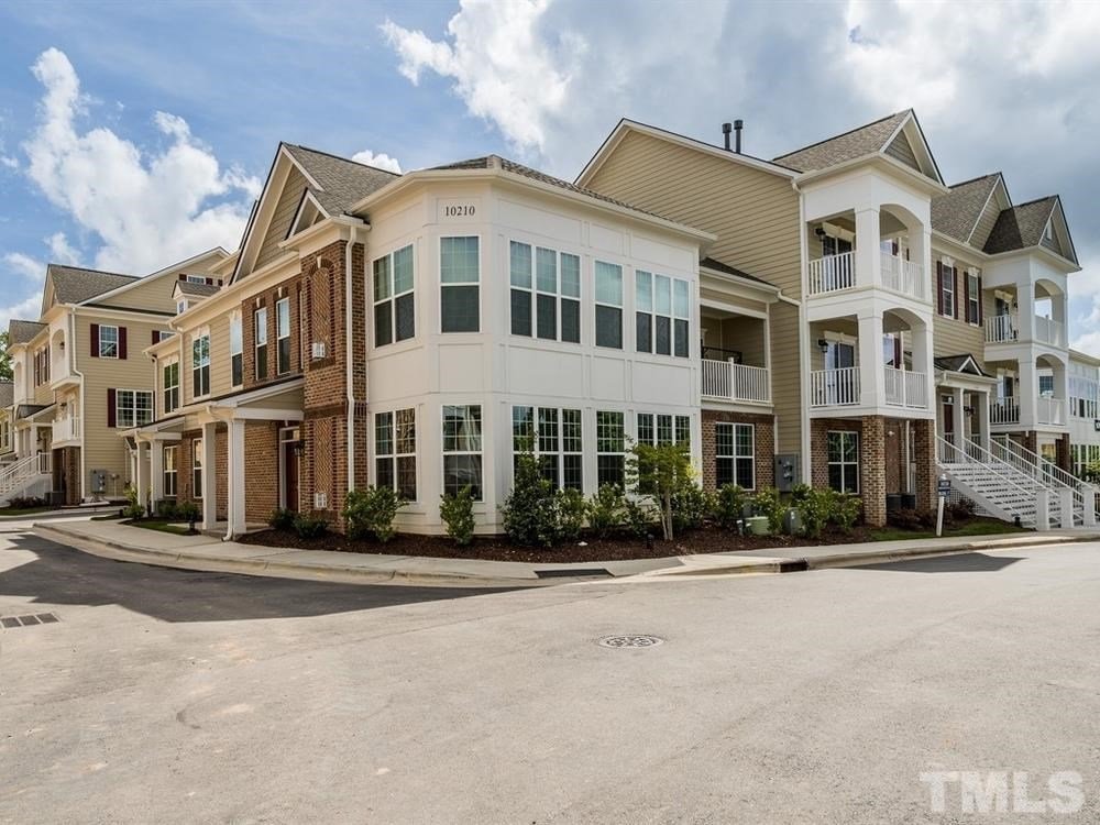 Desireable Condo! Apartments Raleigh, NC Rentable