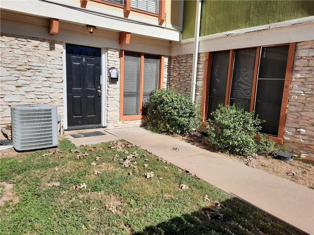 7206 Creekside Dr Austin, TX Apartment for Rent