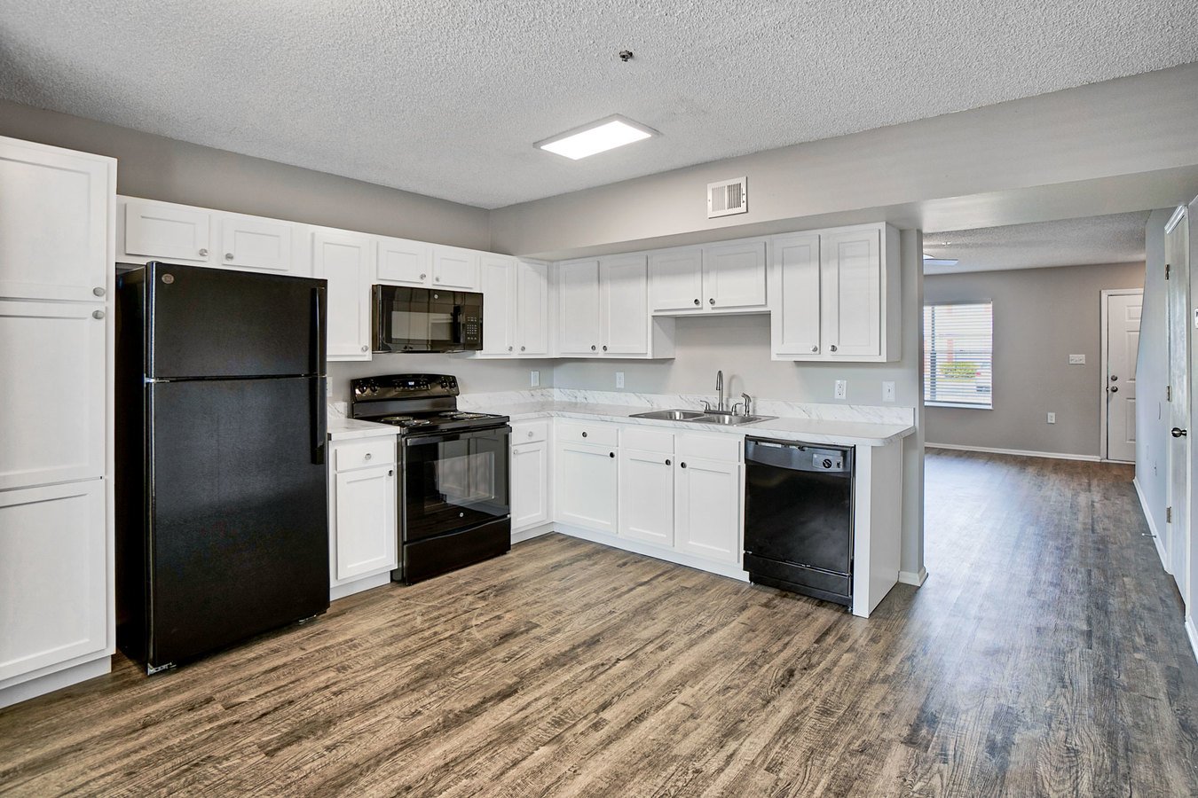 Hillwood Pointe Apartments Jacksonville, FL Rentable