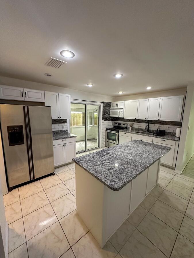 N Brooks St Tampa, FL Apartment for Rent Rentable