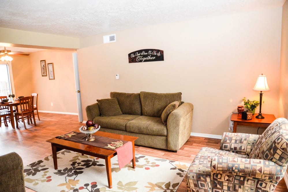 Sandpebble Apartments 900 W Rochelle Irving, TX Rentable