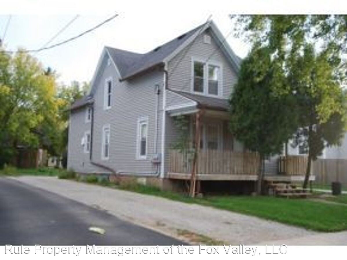 305 1/2 E Mckinley St Appleton, WI House for Rent Rentable