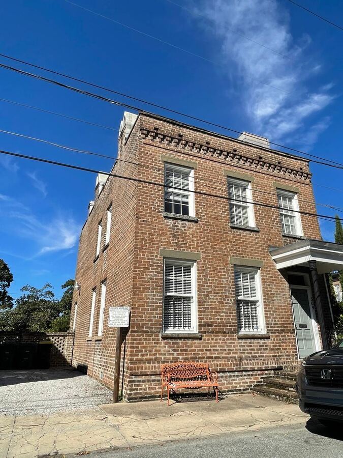 511 Howard St Savannah, GA House for Rent Rentable