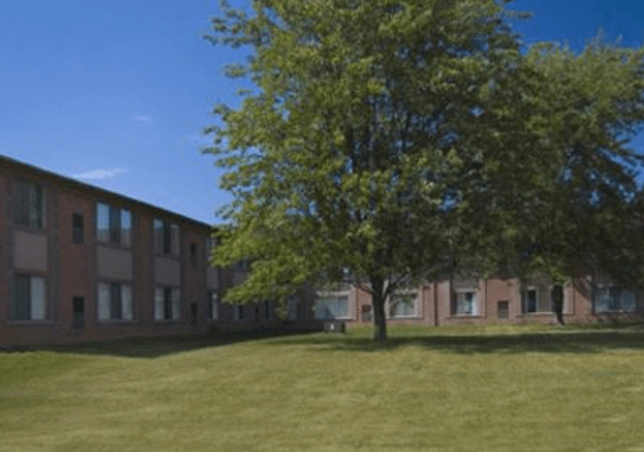 Twyckingham Valley Apartments Southfield, MI Rentable