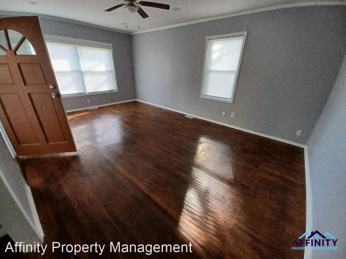 622 Warren Dr Riverdale, GA House for Rent Rentable