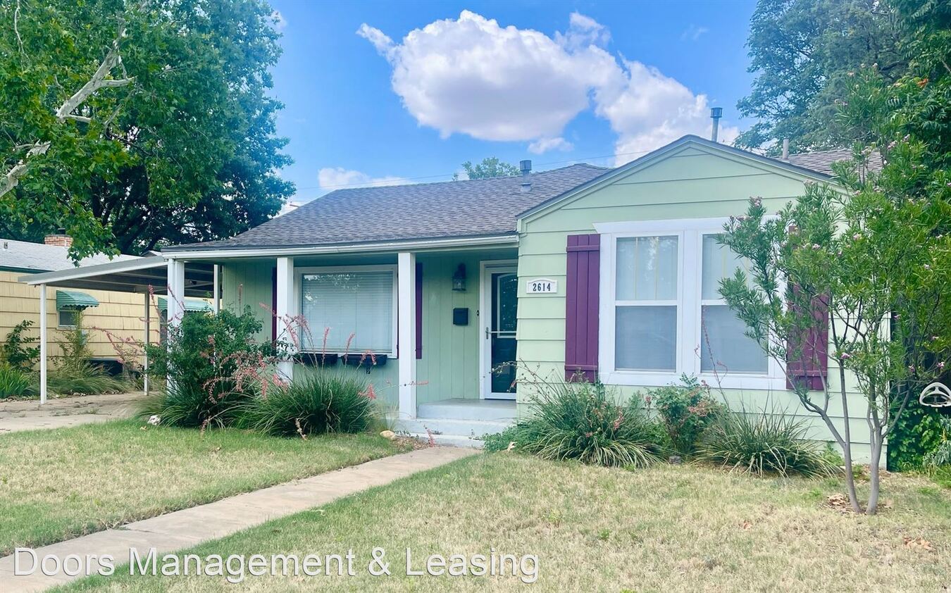 Tech Terrace Beauty! Apartments 2614 32nd St Lubbock, TX