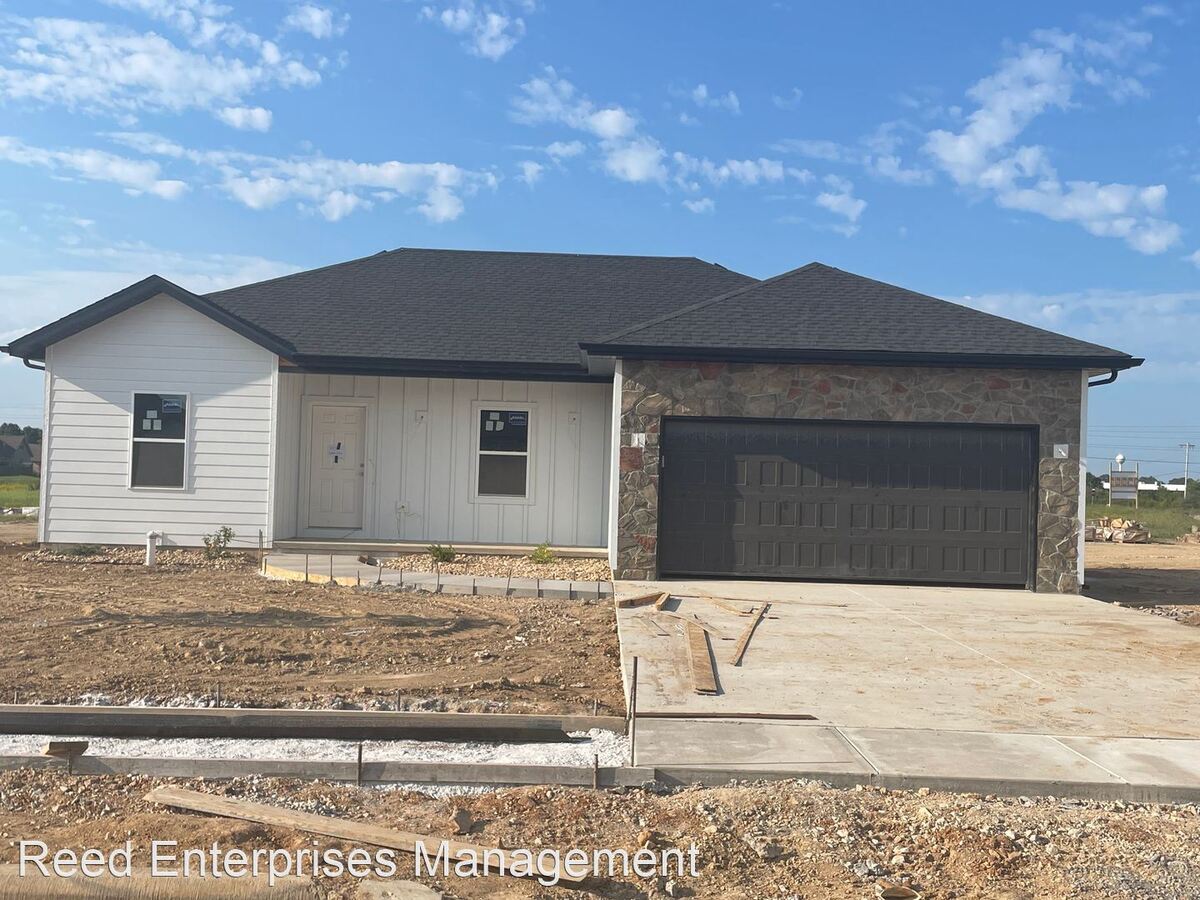 127 Bluegrass St Rogersville, MO House for Rent Rentable