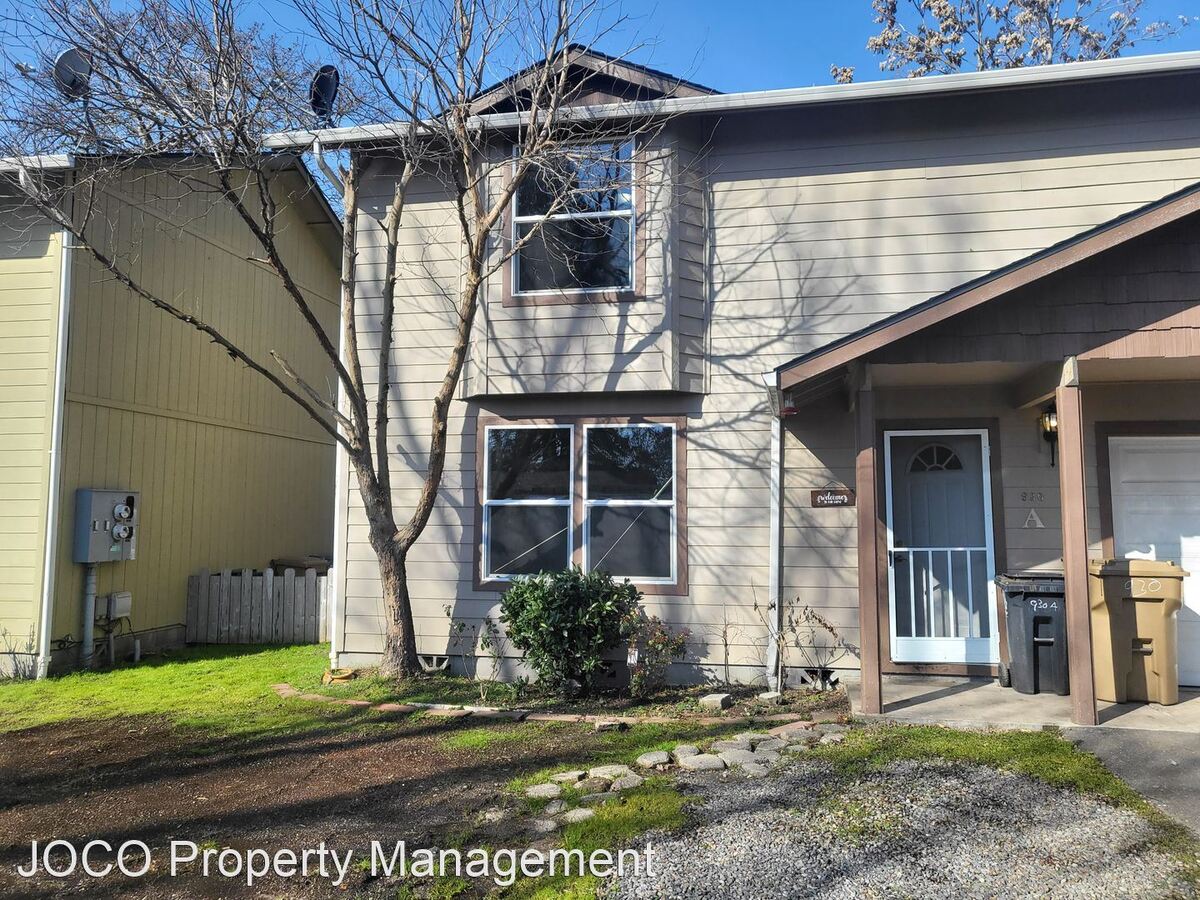 930 SW Bridge St A&B Grants Pass, OR Apartment for Rent