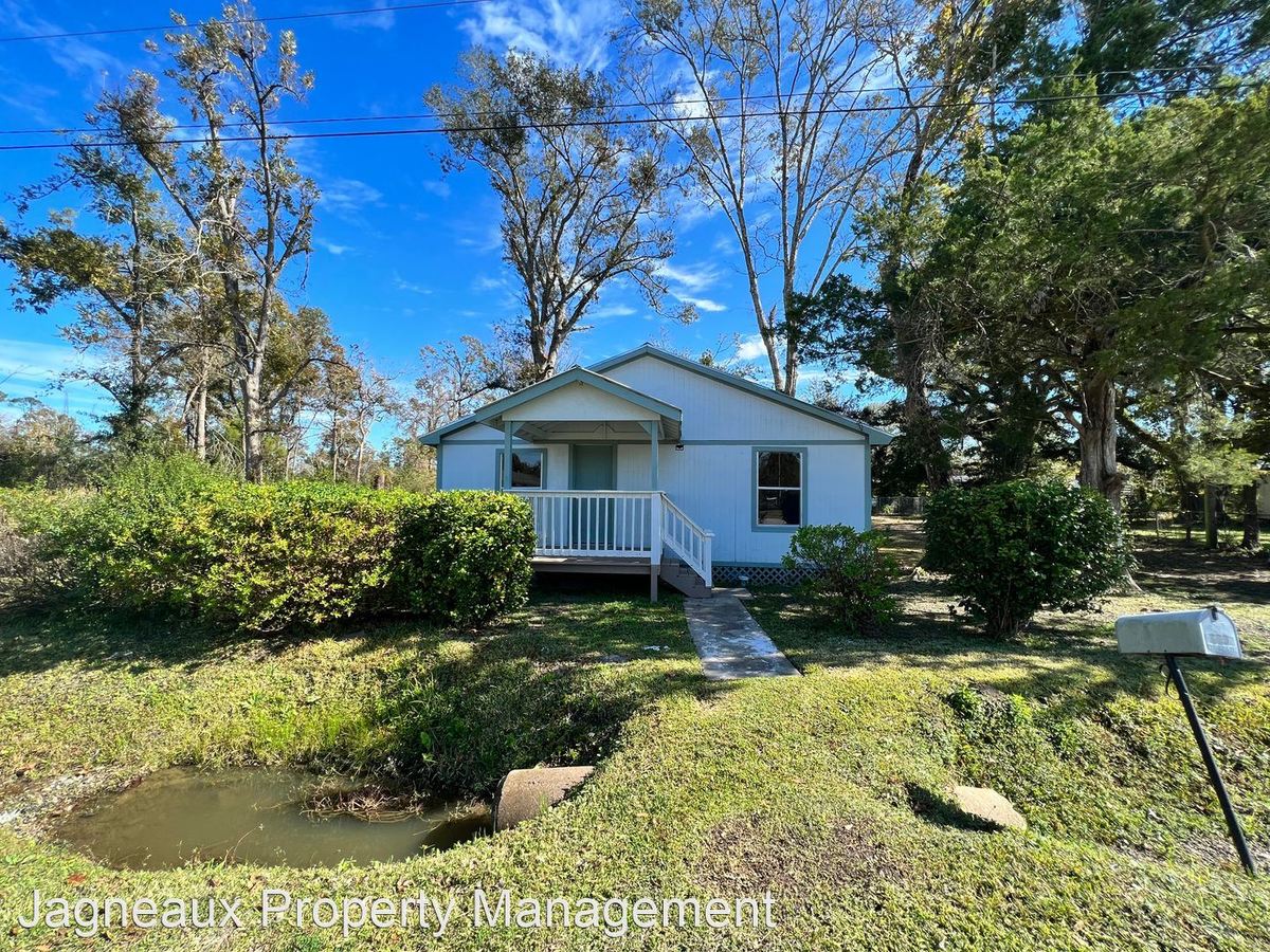 609 N Mcneese St Dequincy, LA House for Rent Rentable