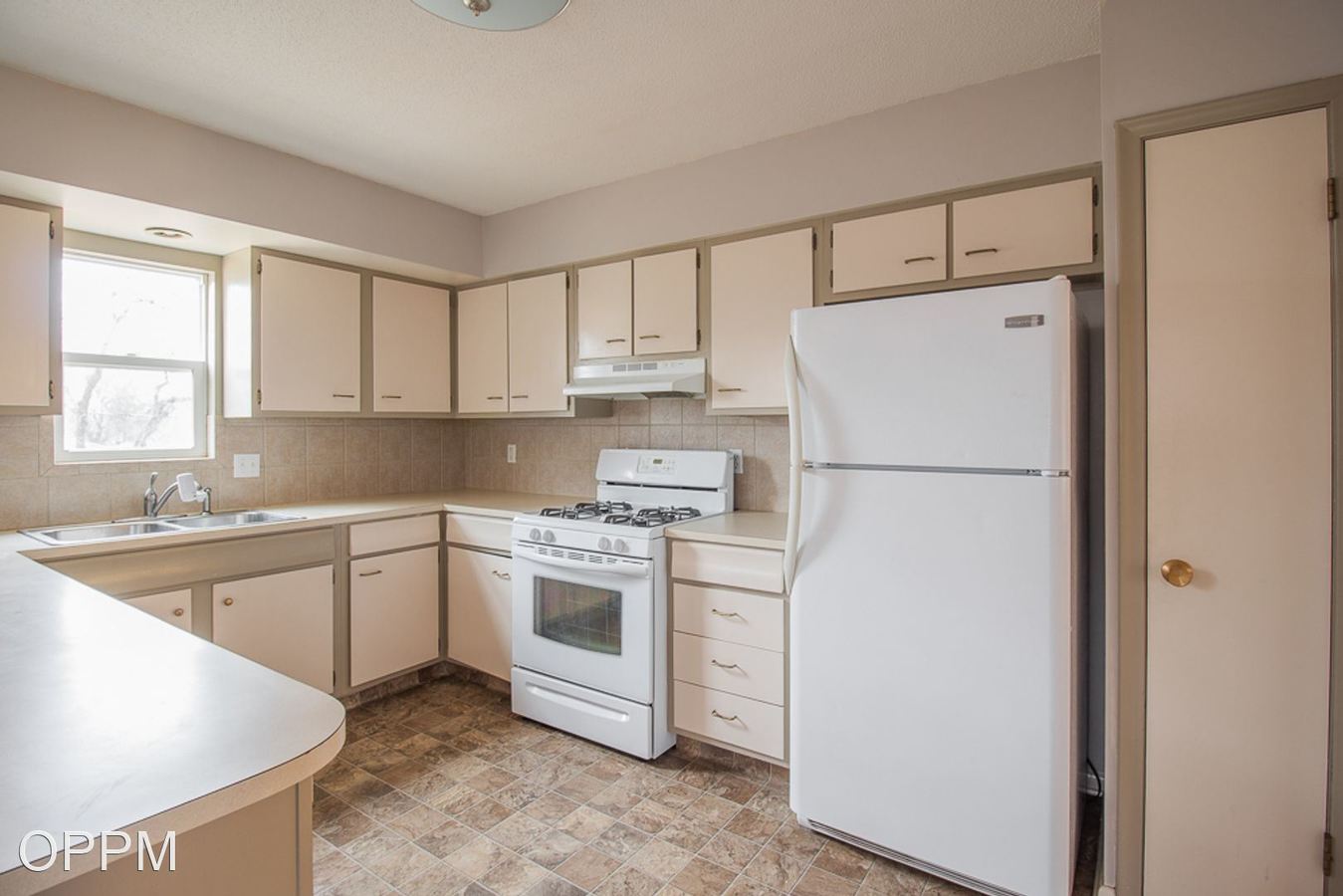 2661 N 96Th St Omaha, NE House for Rent Rentable