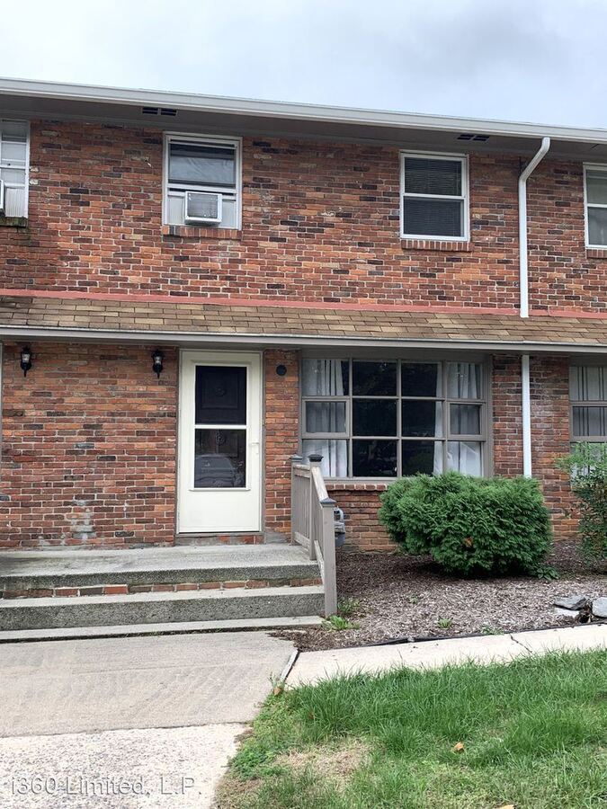 22342254 Lincoln Way E Chambersburg, PA House for Rent