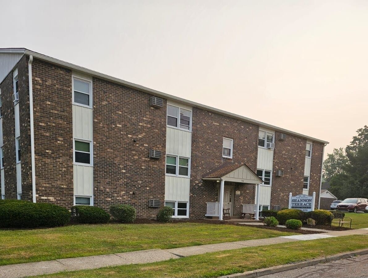 Shannon Terrace Apartments 500 Park Ave Girard, OH