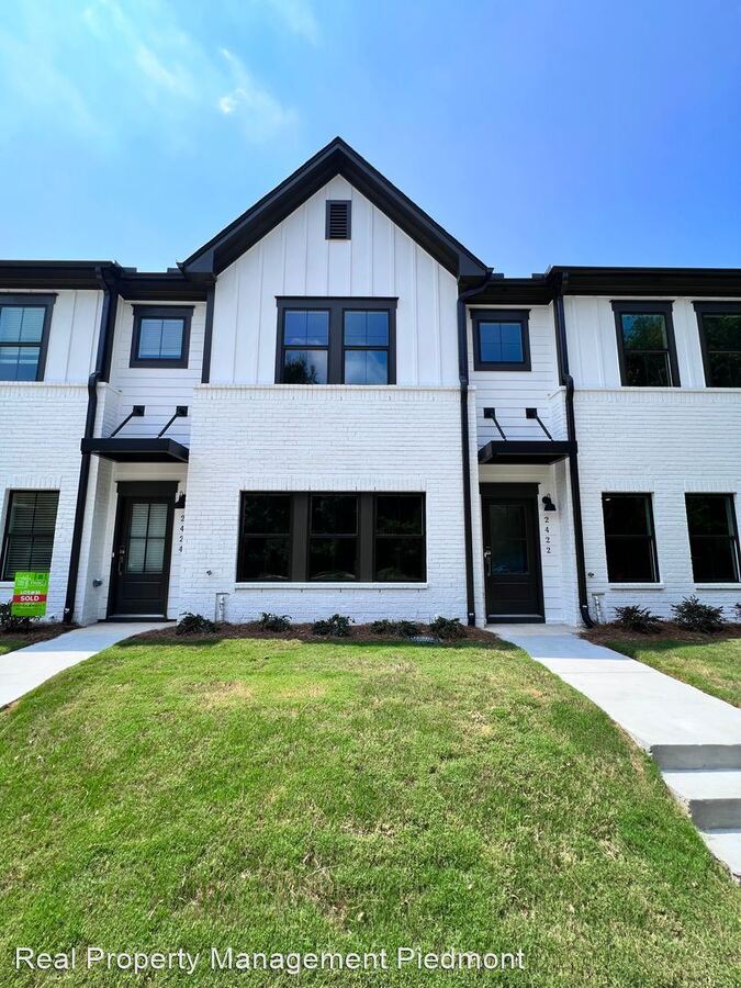 2422 Lakeshore Ln Atlanta, GA House for Rent Rentable