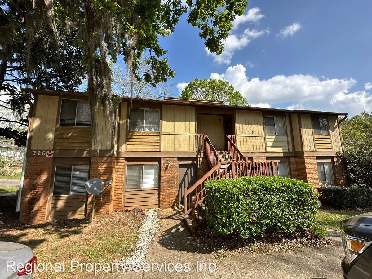 Yk Pe 716 Apartments 716 Pointe Ct Tallahassee, FL