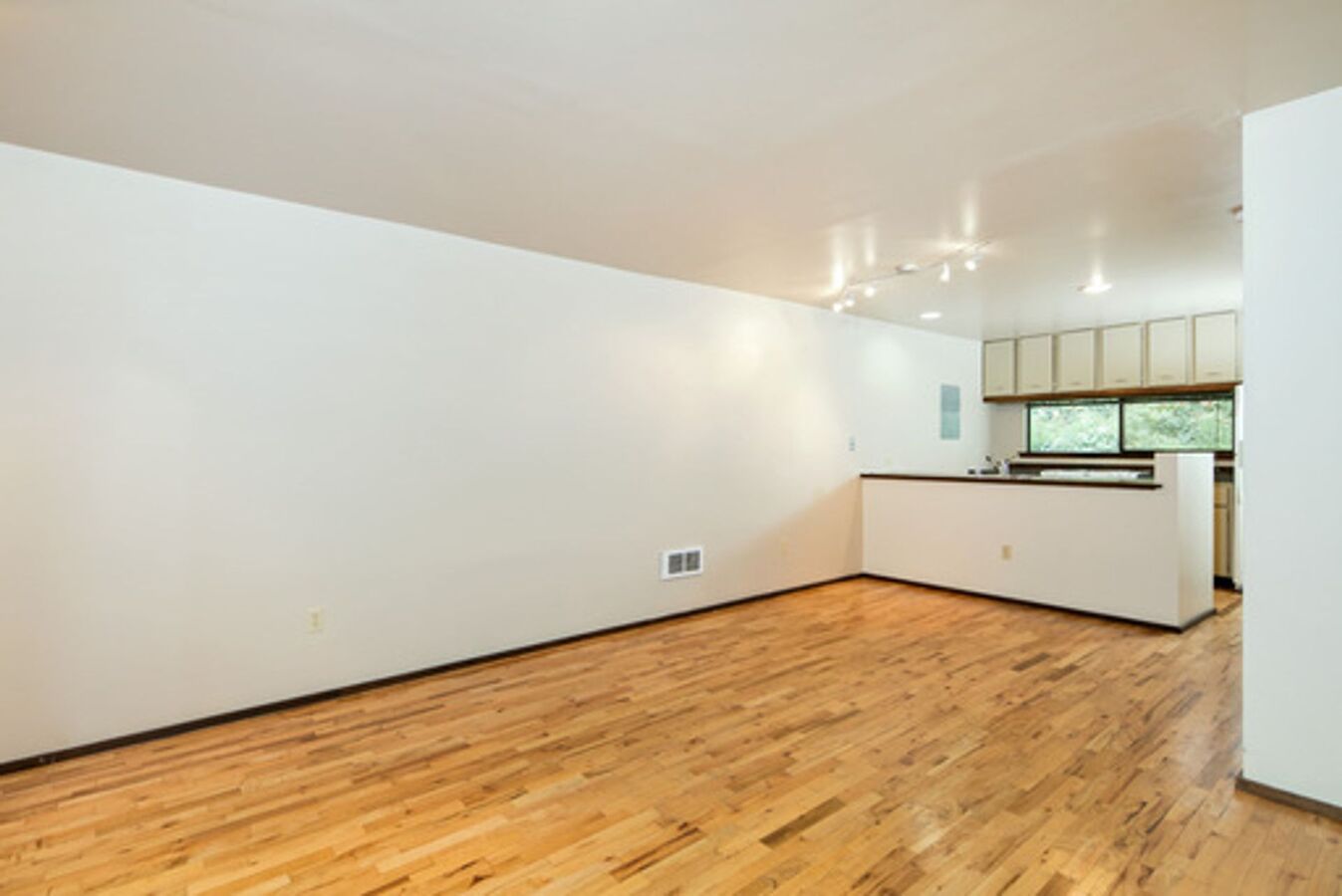 Ravenna Townhomes Apartments Seattle, WA Rentable