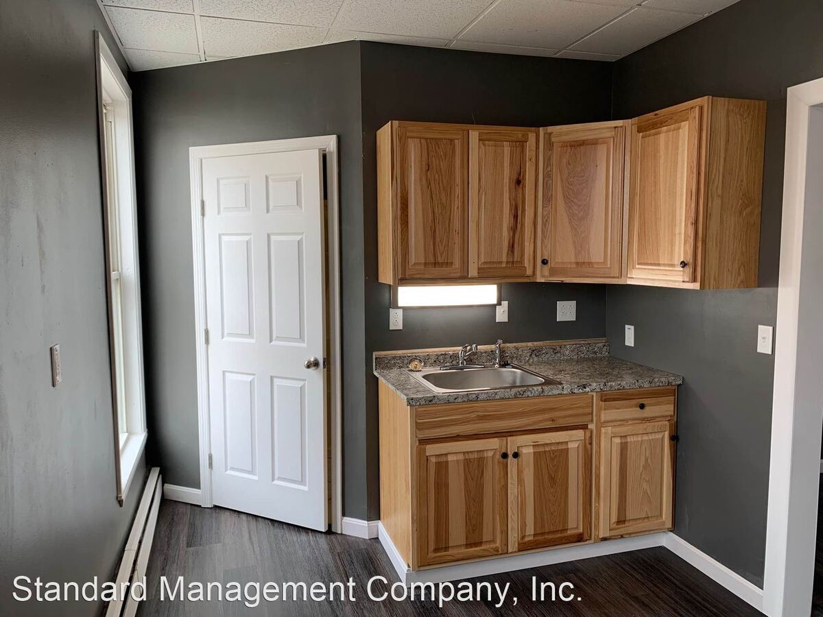 256 Park St Lewiston, ME Apartment for Rent Rentable