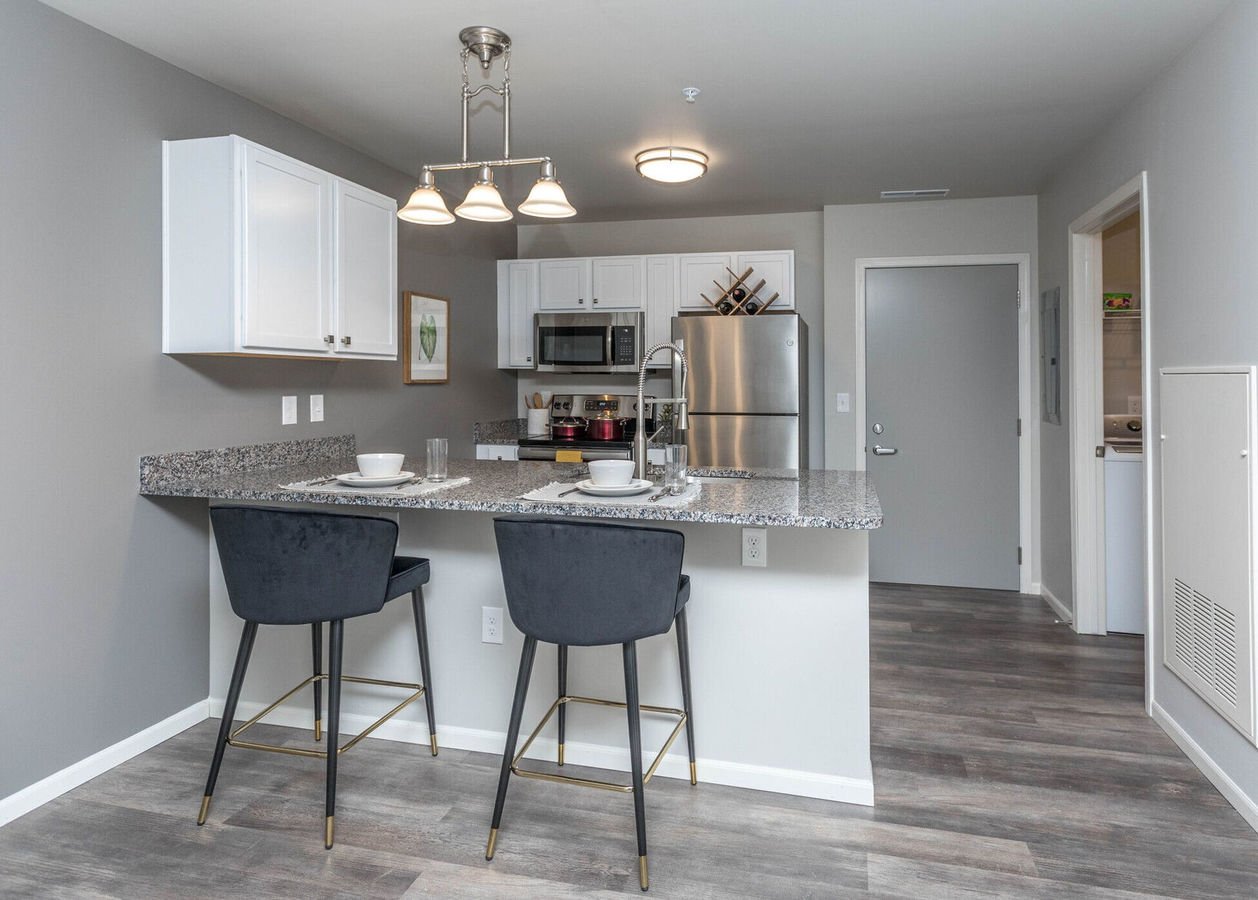 409 On Nine Apartments 409 East 9 Mile Road Ferndale, MI