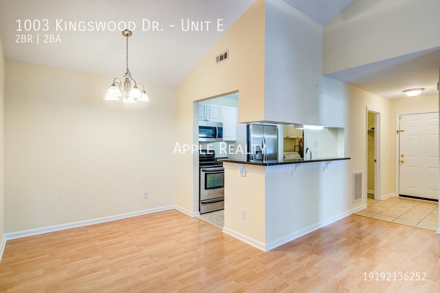 1003 Kingsford Dr Chapel Hill, NC Apartment for Rent