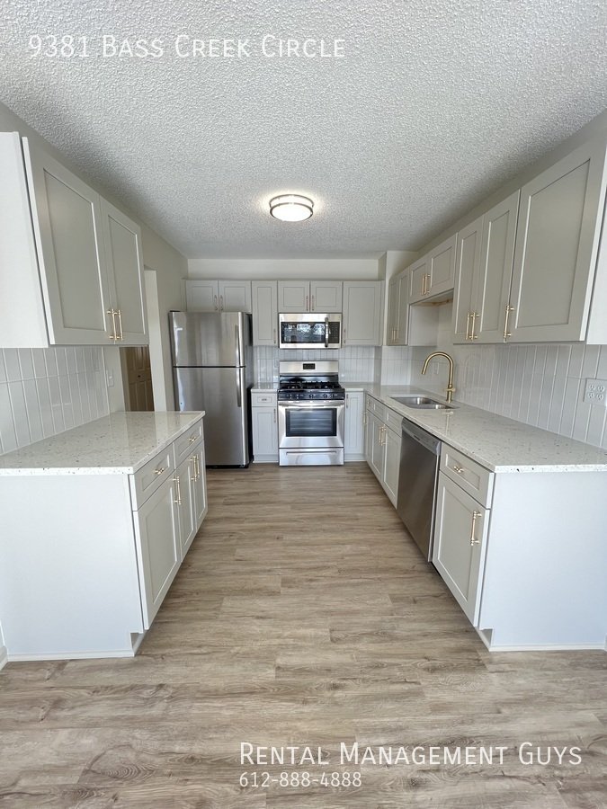 9381 Bass Creek Cir Minneapolis, MN House for Rent Rentable