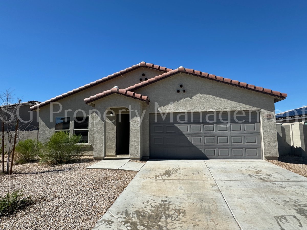 1065 W Greyhawk Loop Casa Grande, AZ House for Rent