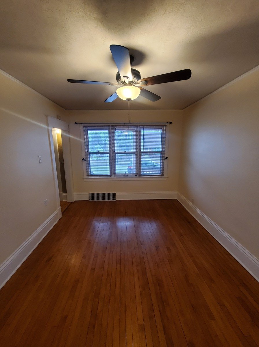 3765 E Martin Ave Cudahy, WI Apartment for Rent Rentable